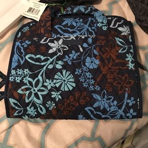 Vera Bradley hanging organizer